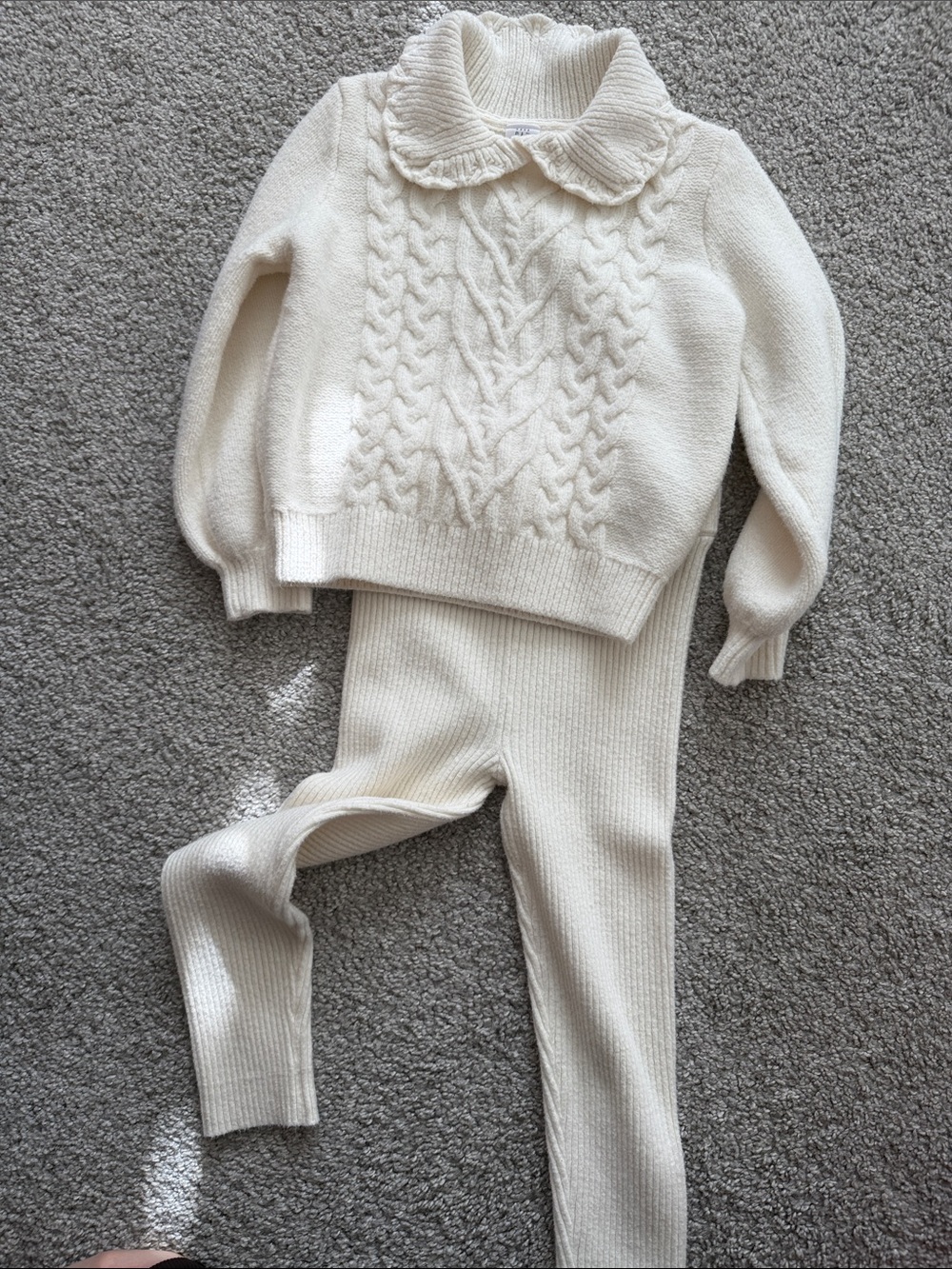 GAP Cream Cable Knit Sweater & Ribbed Leggings Set